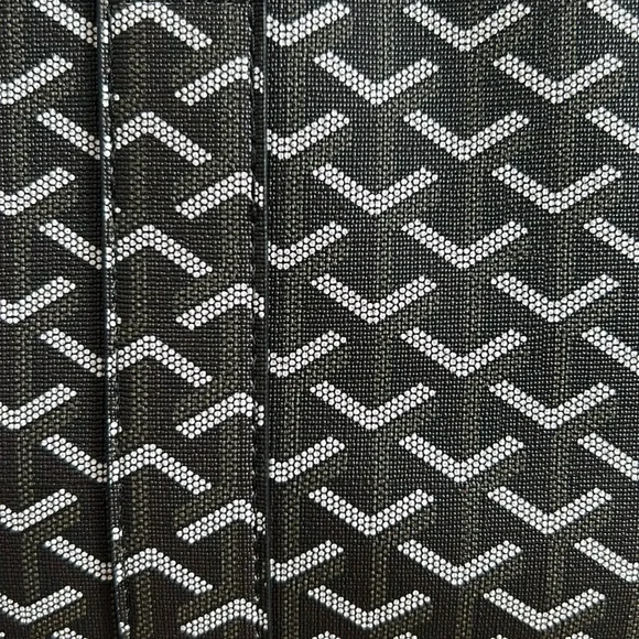 The Y bag in black - Picture 2 of 6